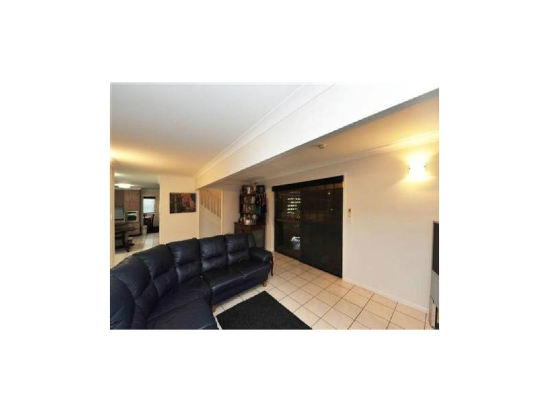 275 Mackenzie Street, Centenary Heights QLD 4350