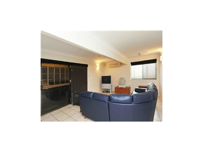 275 Mackenzie Street, Centenary Heights QLD 4350