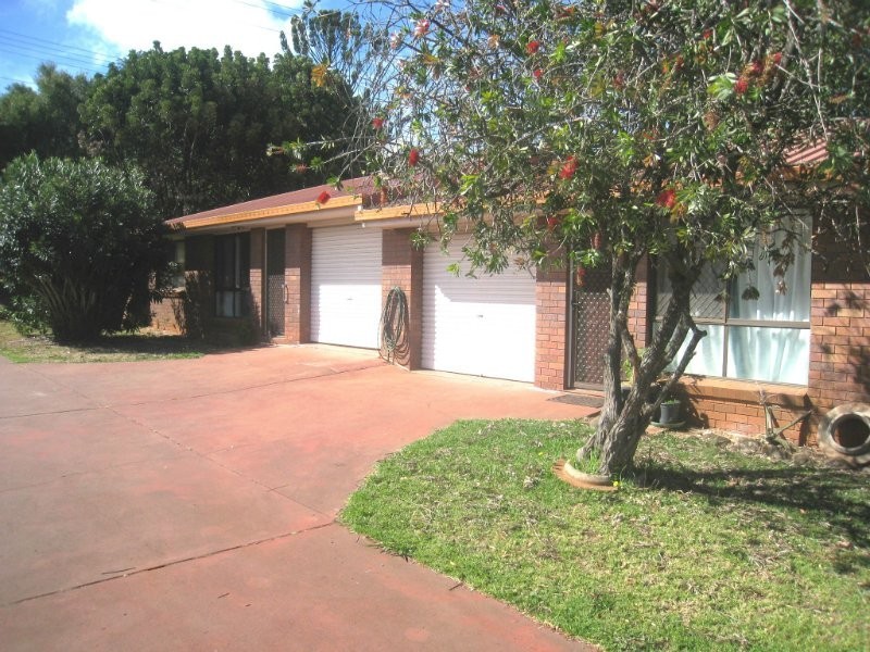 71A Ruthven Street, Harlaxton QLD 4350