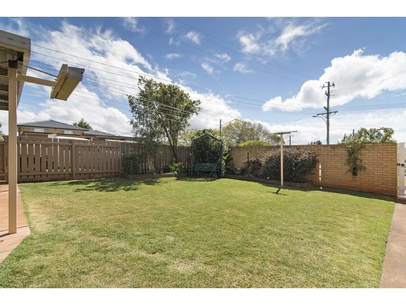 28 Corriedale Crescent, Harristown QLD 4350