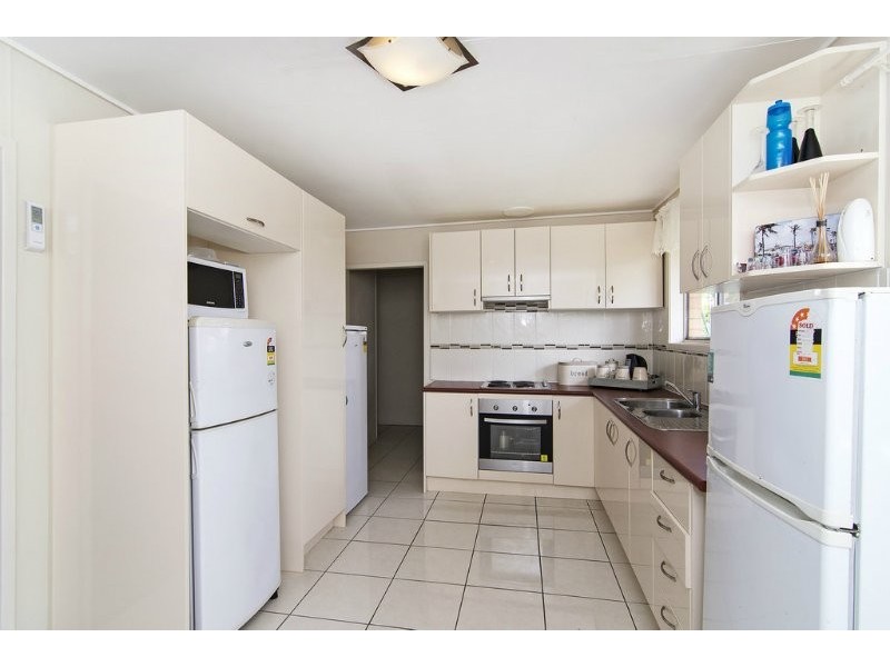 17 Dalgleish Street, South Toowoomba QLD 4350