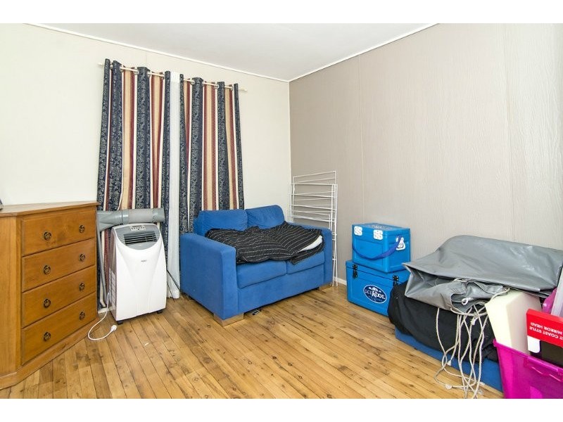 17 Dalgleish Street, South Toowoomba QLD 4350