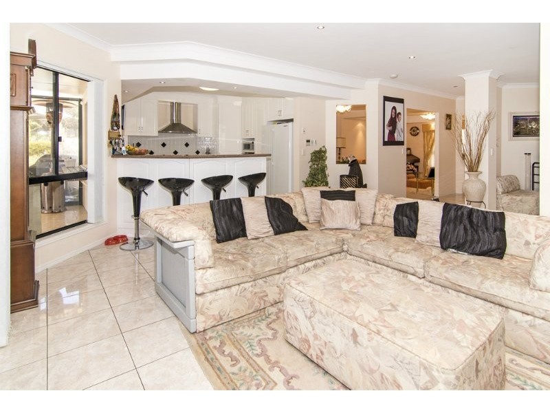 21 Rangeview Drive, Top Camp QLD 4350