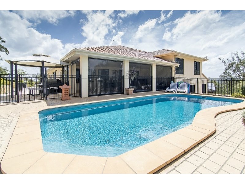 21 Rangeview Drive, Top Camp QLD 4350