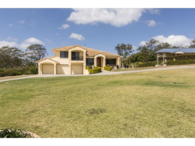 21 Rangeview Drive, Top Camp QLD 4350