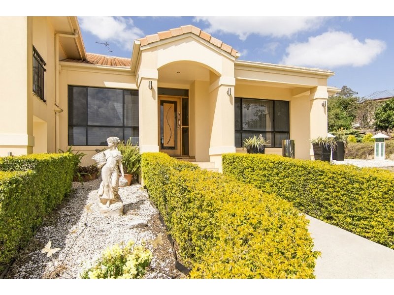 21 Rangeview Drive, Top Camp QLD 4350