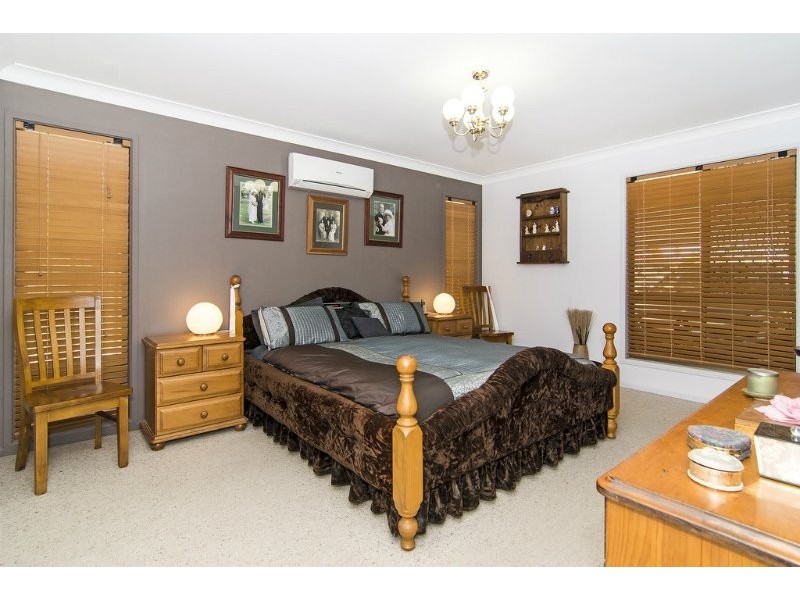 1 Bader Court, Wilsonton QLD 4350