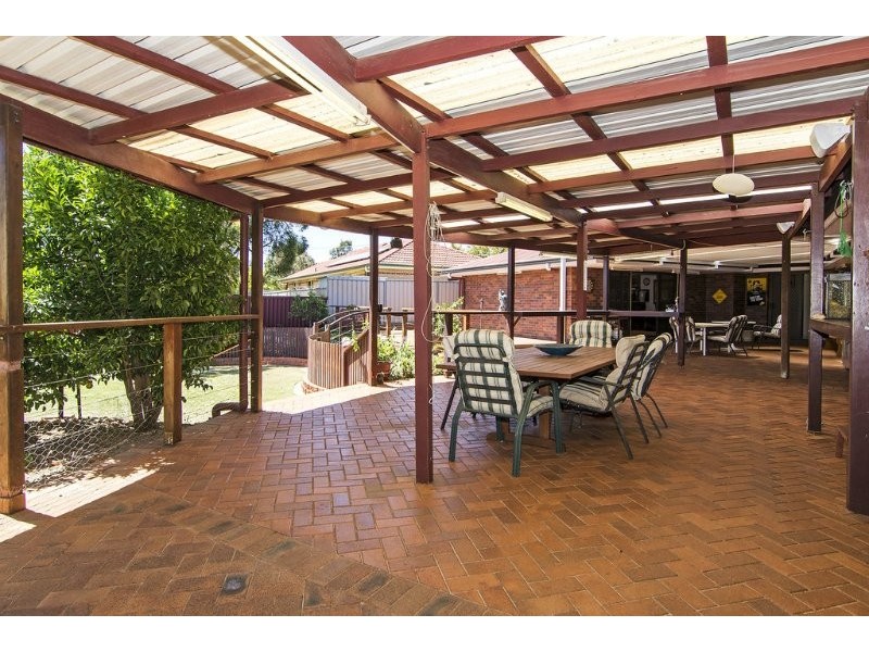 1 Bader Court, Wilsonton QLD 4350