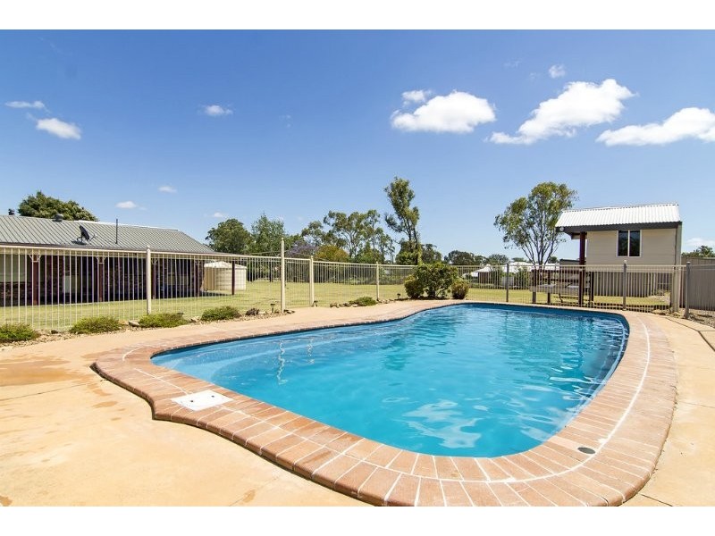 2 Katim Court, Cotswold Hills QLD 4350