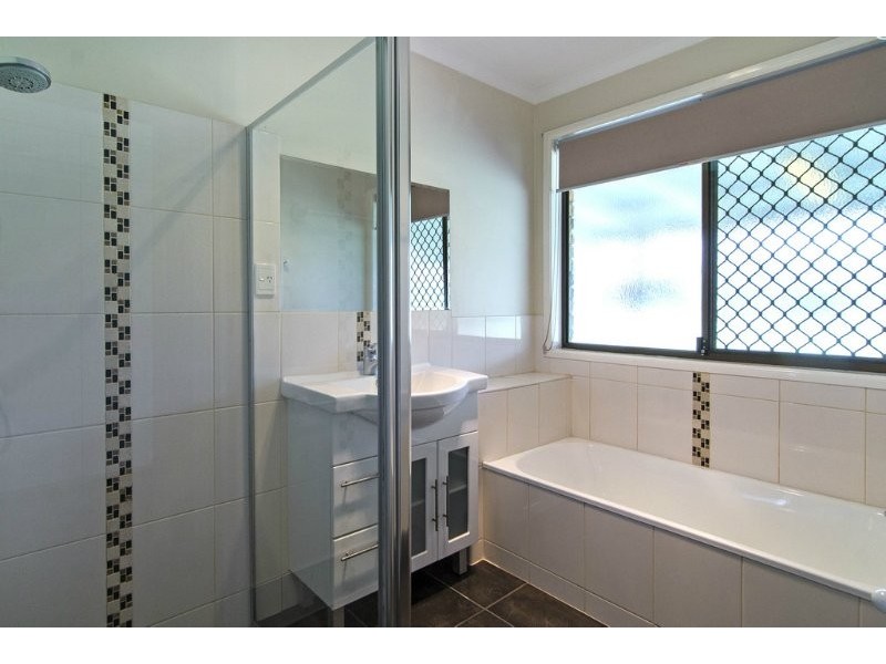 2 Katim Court, Cotswold Hills QLD 4350