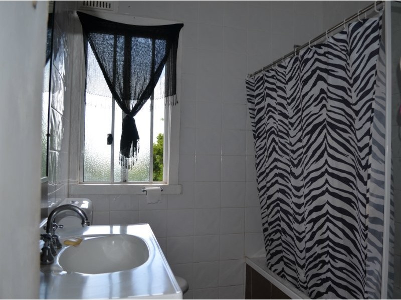 29 Yeates Street, Harlaxton QLD 4350