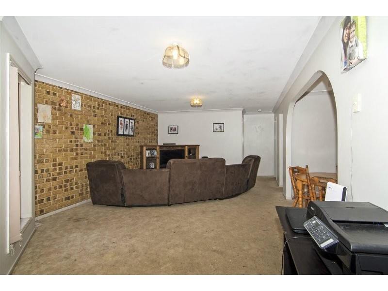 2 Beer Court, Kearneys Spring QLD 4350
