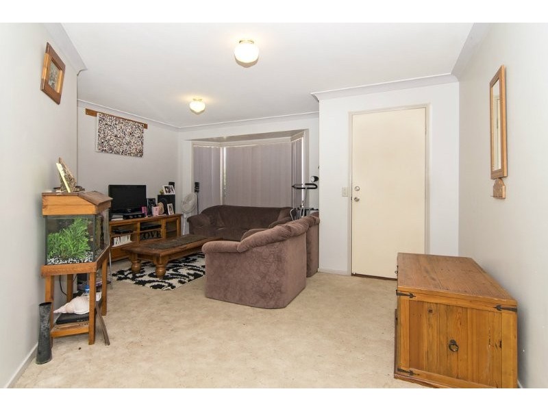 2 Beer Court, Kearneys Spring QLD 4350