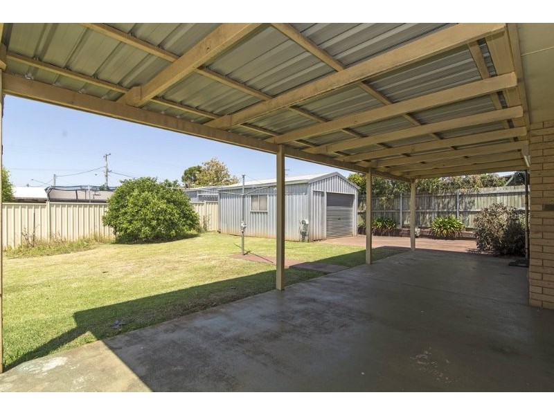 44 Riethmuller Street, Kearneys Spring QLD 4350