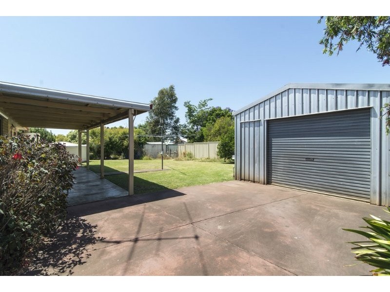 44 Riethmuller Street, Kearneys Spring QLD 4350