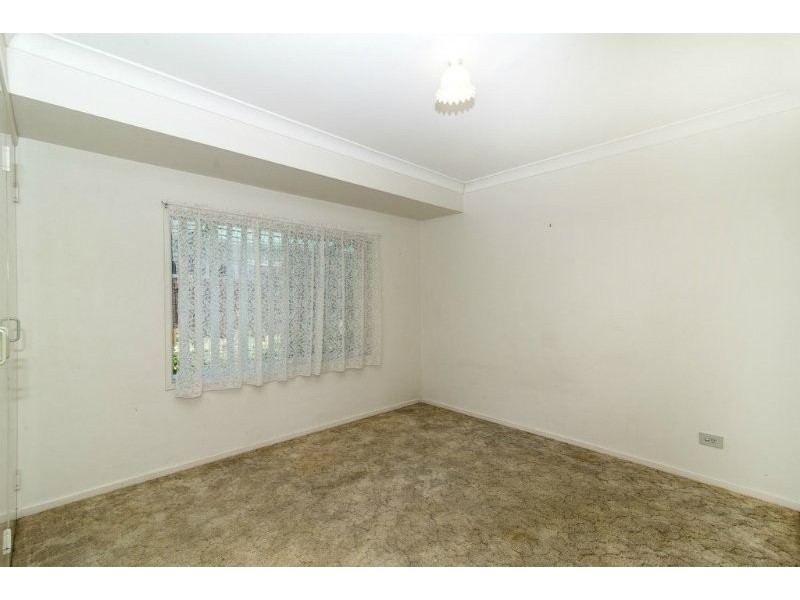 38 Riethmuller Street, Kearneys Spring QLD 4350