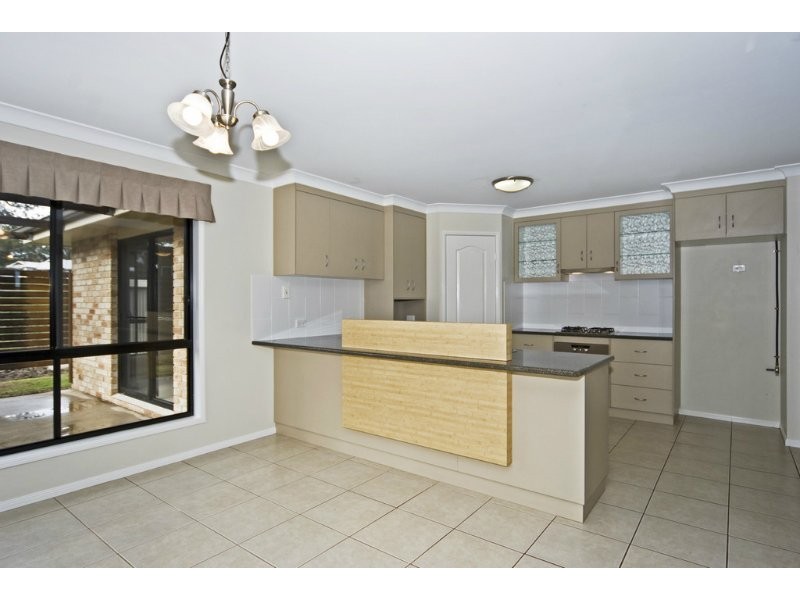 14 Holly Avenue, Highfields QLD 4352