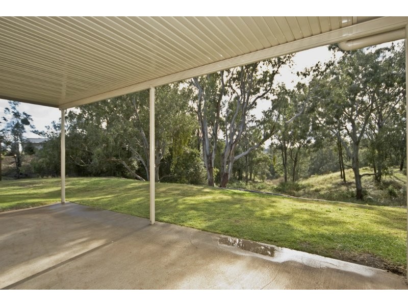 14 Holly Avenue, Highfields QLD 4352