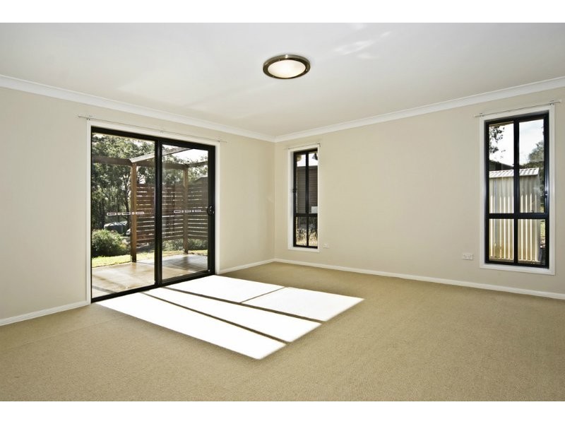 14 Holly Avenue, Highfields QLD 4352