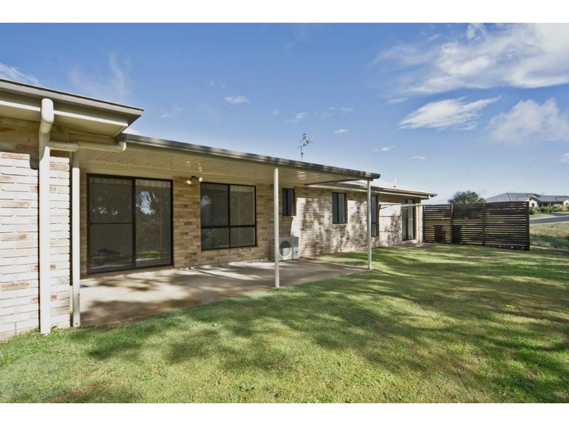 14 Holly Avenue, Highfields QLD 4352