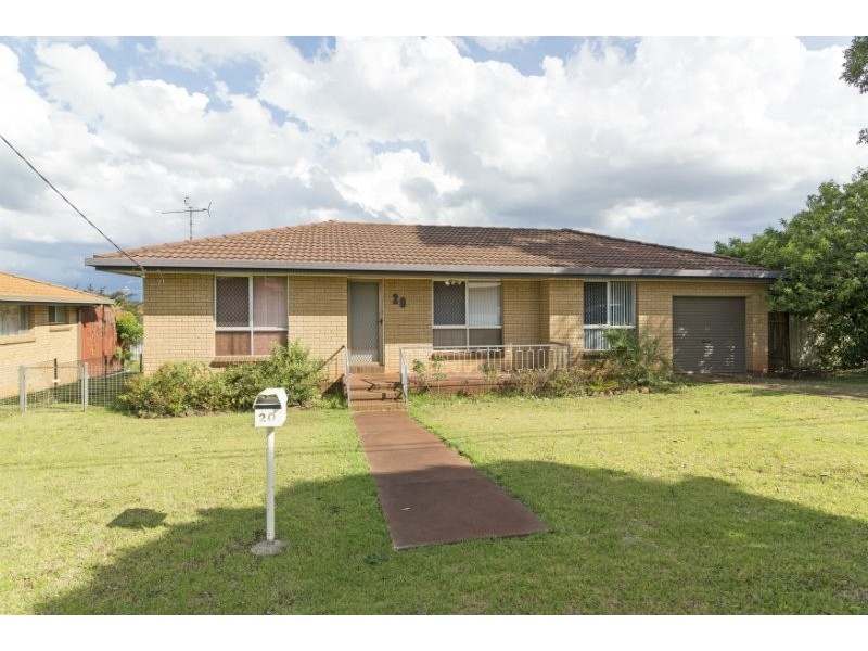 20 Platz Street, Darling Heights QLD 4350