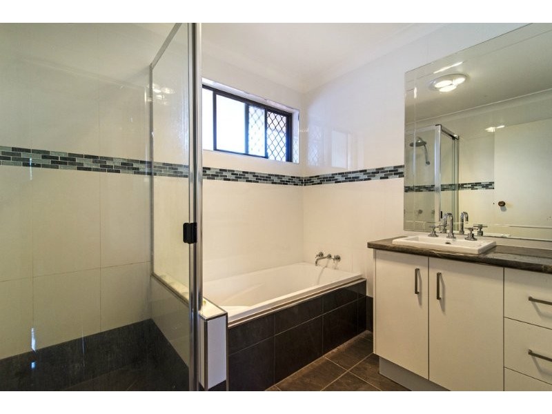 31 Crotty Street, Centenary Heights QLD 4350