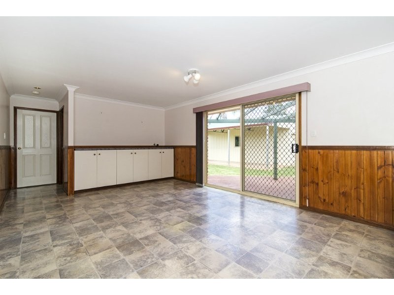 4 Kurtz Street, Kearneys Spring QLD 4350