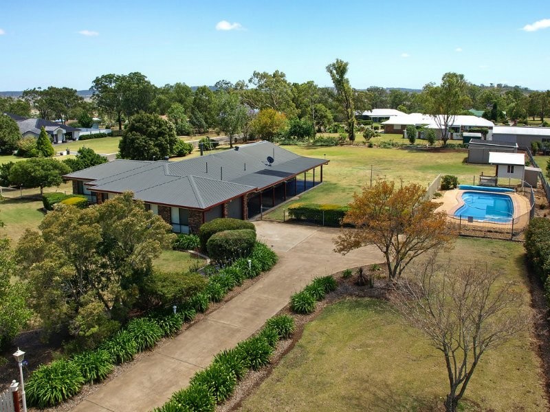 2 Katim Court, Cotswold Hills QLD 4350