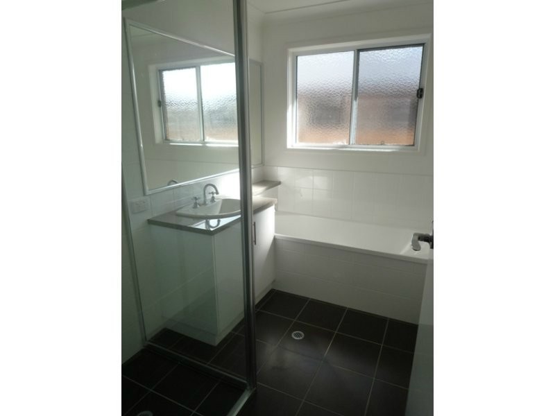 5 Clive Street, Oakey QLD 4401