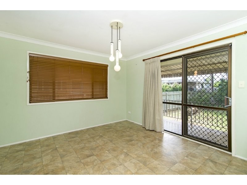 21 Knockator Crescent, Centenary Heights QLD 4350
