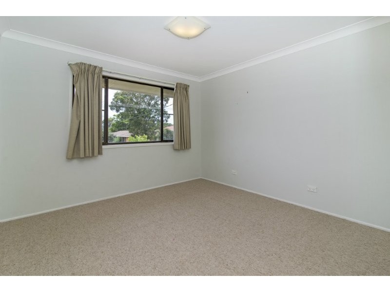 21 Knockator Crescent, Centenary Heights QLD 4350