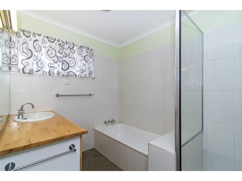 21 Knockator Crescent, Centenary Heights QLD 4350
