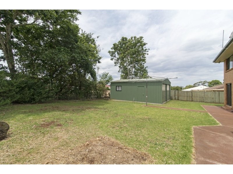 21 Knockator Crescent, Centenary Heights QLD 4350