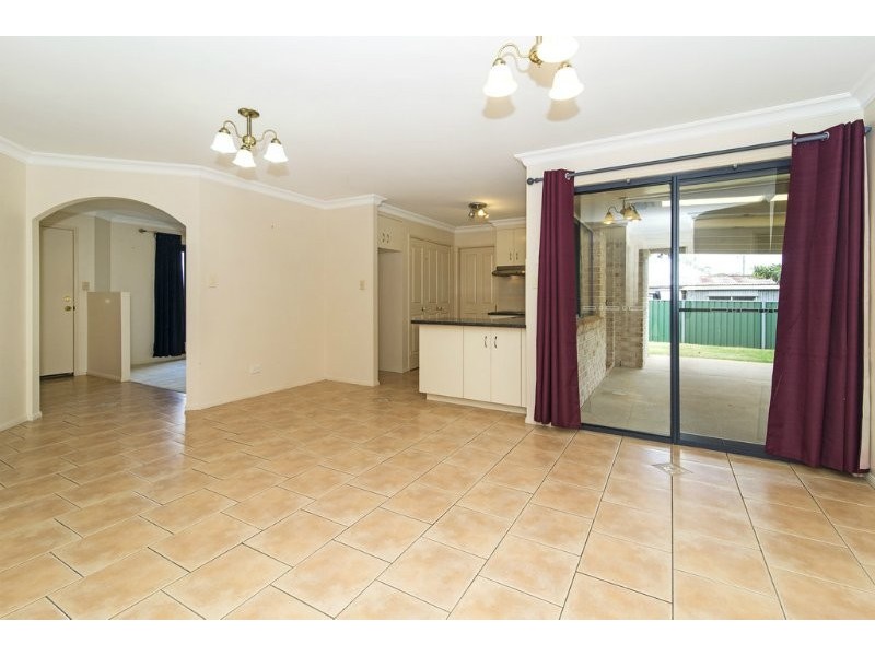 1 Lillian Court, Harristown QLD 4350