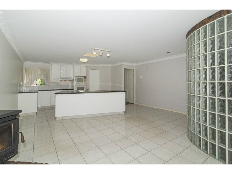 19 Fern Drive, Kearneys Spring QLD 4350