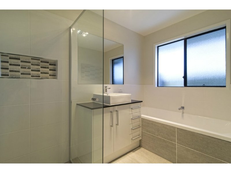 32 Ferguson Road, Westbrook QLD 4350