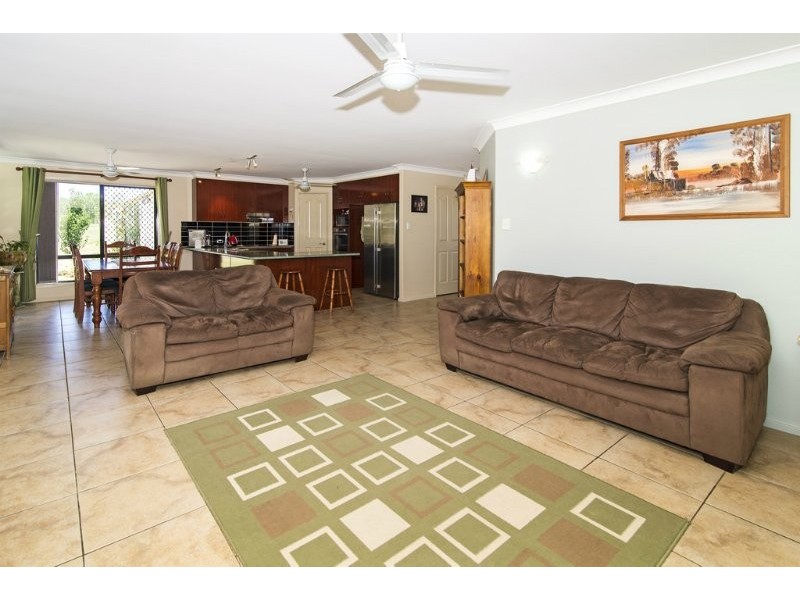 22 Penfolds Road, Murphys Creek QLD 4352