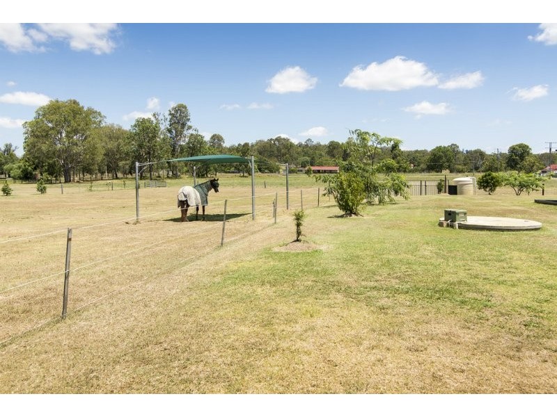 22 Penfolds Road, Murphys Creek QLD 4352