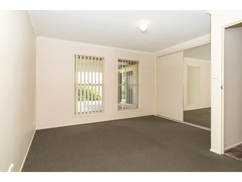 5 Dandelion Drive, Middle Ridge QLD 4350