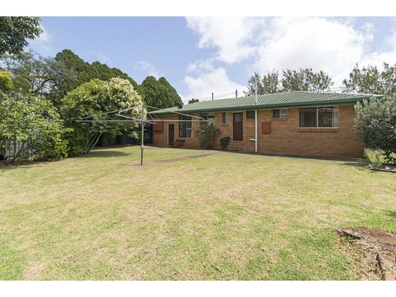 12 Evonrise Street, Rangeville QLD 4350