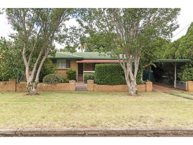 12 Evonrise Street, Rangeville QLD 4350