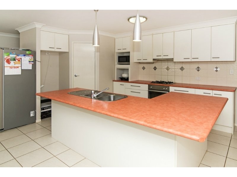 627 Hume Street, Kearneys Spring QLD 4350