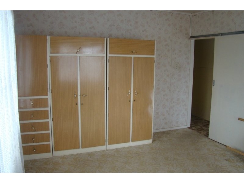 15 Cribb Street, Oakey QLD 4401