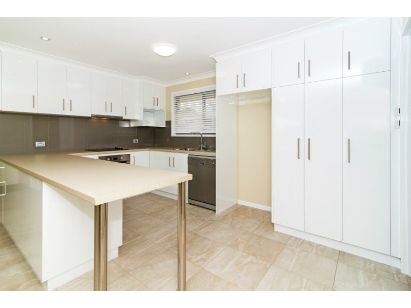 9 Jennifer Crescent, Darling Heights QLD 4350