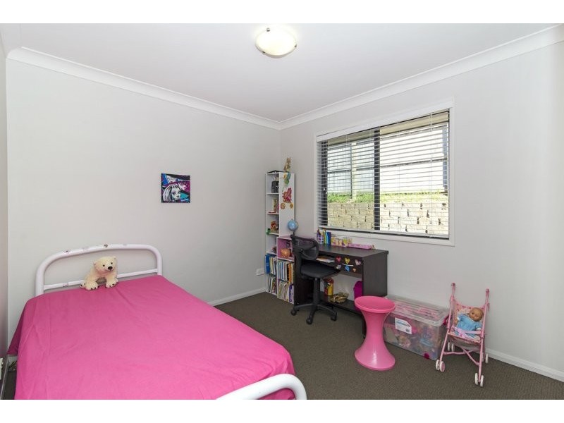 96 Hogg Street, Wilsonton Heights QLD 4350