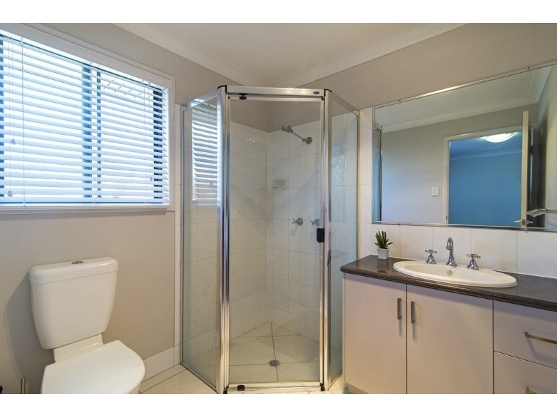 96 Hogg Street, Wilsonton Heights QLD 4350