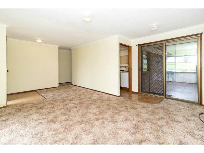 15 Moselle Court, Wilsonton Heights QLD 4350