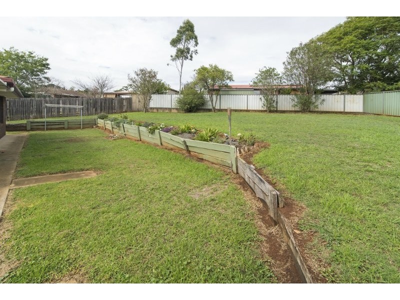 15 Moselle Court, Wilsonton Heights QLD 4350