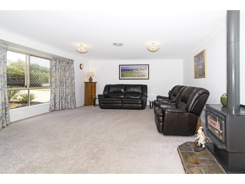 11 Joalcon Court, Westbrook QLD 4350