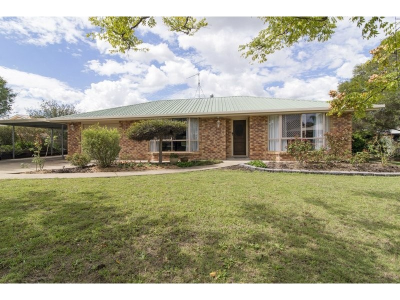 11 Joalcon Court, Westbrook QLD 4350